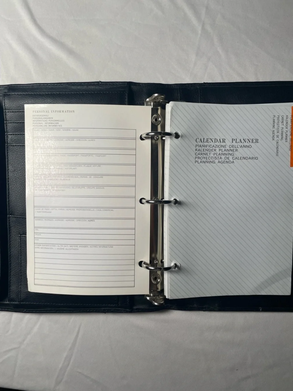 Kenneth Cole Reaction Black Leather Binder Portfolio